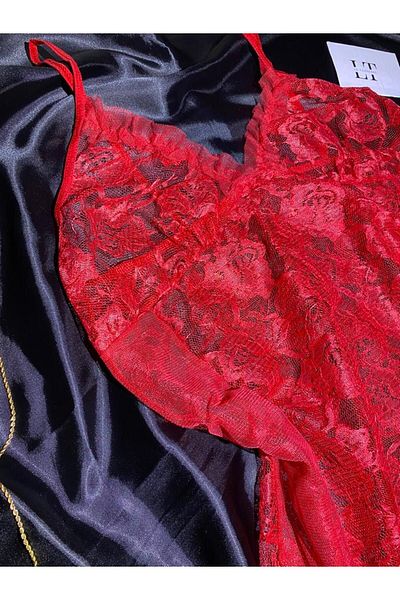 Le Tonnerre Women's Plus Size Red Tulle Nightgown Set