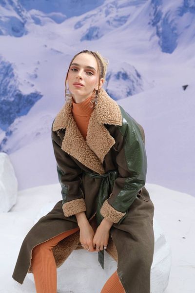 İLKCET MODA Γυναικείο παλτό με επένδυση από σουέντ και πλαστικοποιημένο