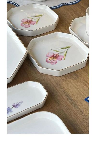 AROW Paola 6-Person Porcelain Breakfast Set - 37 Pieces