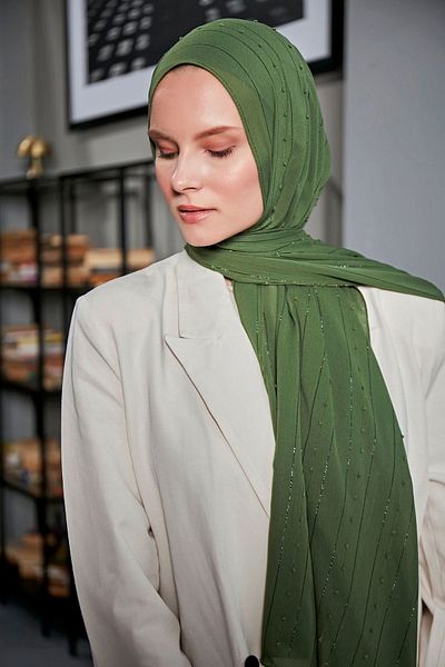 Scarf Şal cu dungi cu pompon din şifon Arya kaki