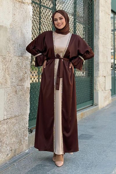 Bym Fashion Σετ Abaya με Φόρεμα με Κεντημένη Πέτρα σε Σκούρο Καφέ - 3860