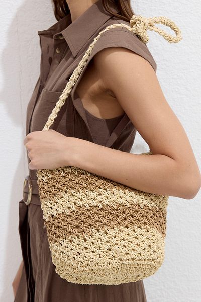Manuka Beige Mini-Tasche – gestreift und aus Stroh