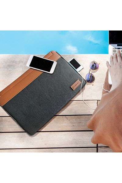 Fibril Casedress Black Magnetic Felt Laptop and Briefcase 15.6 Inch