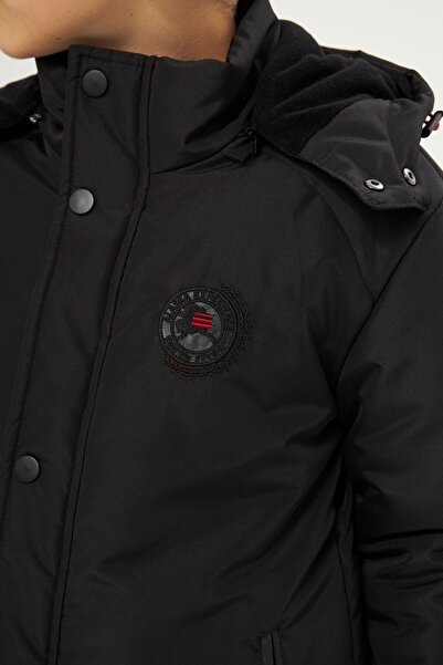 RİVERCLUP Erkek Çocuk Siyah Kürklü Kapüşonlu Rüzgar Geçirmez Kışlık Mont & Kaban & Parka