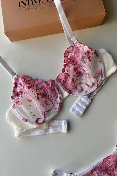 İntive Lingerie Σετ σουτιέν Intive Rosemery Pink Floral με διάφανο Tang (προσαρμοσμένη παραγωγή)