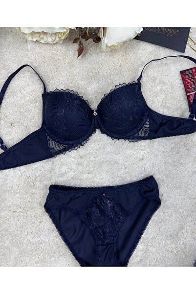 İntive Lingerie Блискучий бюстгальтер з push-up і трусики з паєтками - Le Jardin 5065