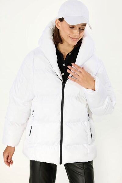 QAWWA White Women'S WindpRoof Coat - WaRm HoldeR and Filling Detail