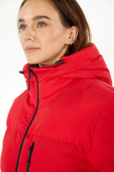 QAWWA Női piros bélelt kapucnis szélálló pufferkabát télire