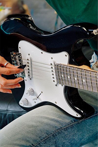 Midex Ceg-36bk 8-12 Yaş Çocuklar Için Amfili Full 3/4 36 Inç Elektro Gitar Seti White Black