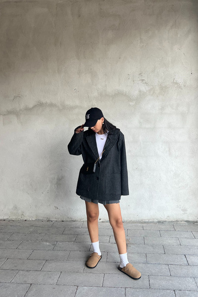 Seda Yalçın Atelier Каше Блейзер - Антрацитовий смугастий дизайн піджак