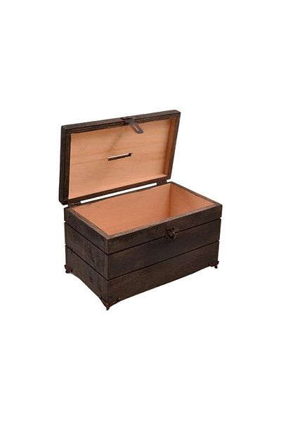 t tun's woods Tıpbox or - Wide Deep Rustic Black Padlock, 24cm X 14cm Metal Legs Is a Gift