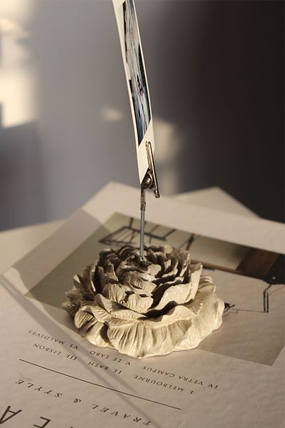 The Craft Thor Concrete Peony Note and Photo Holder