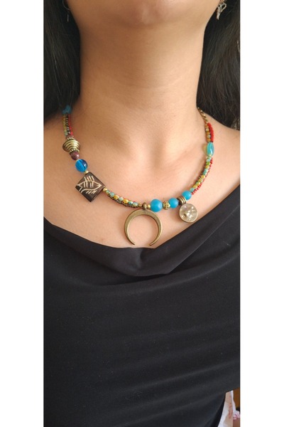 azra takı tasarım Blue and Red Short Women's Necklace with Sand and Glass Beads Containing Natural Stone and Crystal