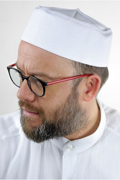 ihvanonline Domed Hard Mold Skullcap - White