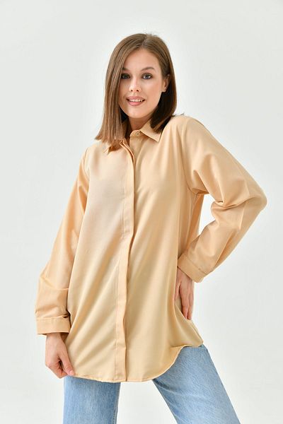 enmodaiçgiyim Camel Color Basic Μακρύ Γυναικείο Πουκάμισο – Άνετο Μοντέρνο, Χαλαρό, Χωρίς Τσέπες, Απλό, για Καθημερινά και Συνδυασμούς Γραφείου