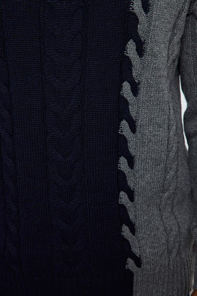 Trendyol Collection Men's Slim Fit Navy Knitwear Plus Size Sweater - Crew Neck, Color Block Tmnaw25An00006