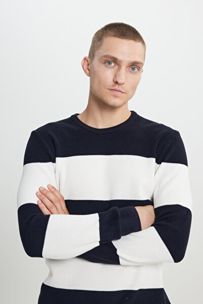 AC&Co / Altınyıldız Classics Pánský úpletový svetr v námořnické modré-Ecru Standard Fit Regular Cut Crew Neck