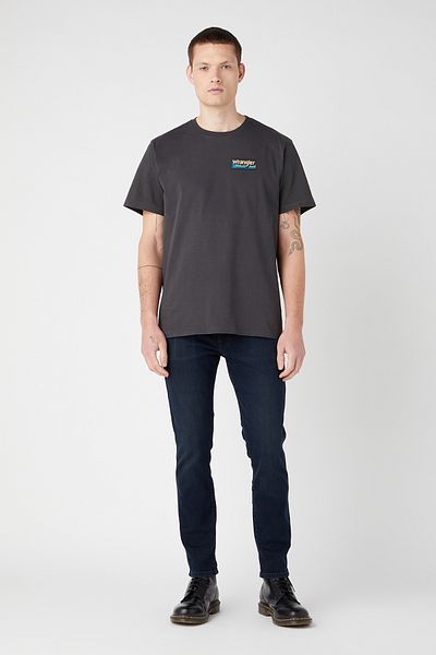 WRANGLER T-Shirt mit Graffiti-Muster – Black Fade
