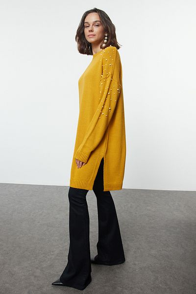 Trendyol Modest Kötött mustáros pulóver gyöngy- és kőrészlettel - TCTAW25AK00024