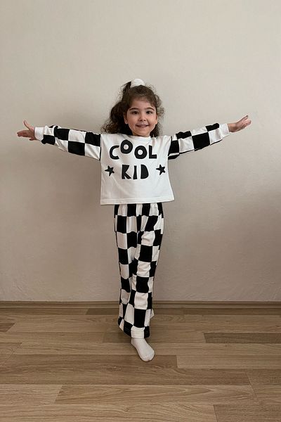 Peki Set Crop Oversize Spaniol Starry în carouri alb-negru pentru 5 copii - Cadou Baggy 15290