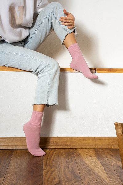 Socks Here Patternless Pink Sports Socks