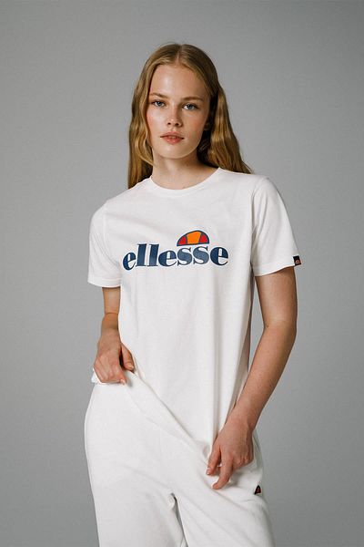 Ellesse Women's T-Shirt - Ef175-Of Model