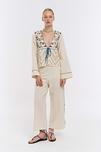 Quzu Natural Kimono - Embroidery Detailed and Tied