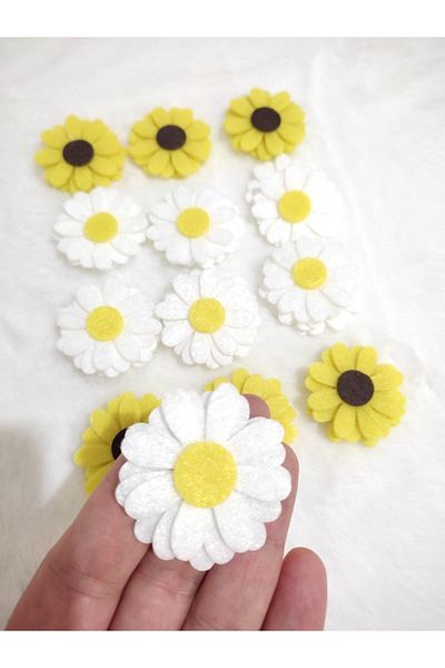 damlakids Daisy Felt Figure Flower Yellow White Pack of 20
