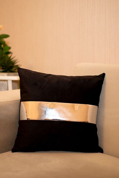 Rayda Home Decorative Black and Silver Shiny Leather Detailed Velvet Throw Pillow Case Luna 40*40 Cm