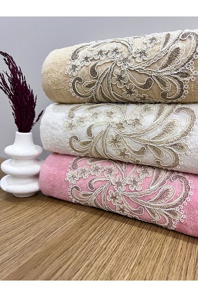 AYHANHOME French Laced 3-Piece Dowry - 50x90 Velvet Hand and Face Towel