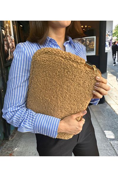 PLUSH STUDIO TeddyChic 13.3 بوصة PlushGuard - غطاء وحقيبة كمبيوتر محمول، مقاس 36 × 26 سم