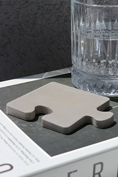 The Craft Thor أحجية الصور المقطوعة ذات اللغز الخرساني البسيط تحت الكوب