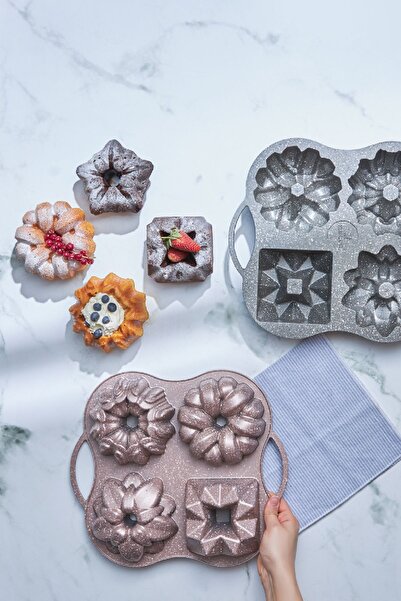 Karaca Φόρμα κέικ Cake Pro 4 τεμαχίων Rosegold Casting 35 εκ