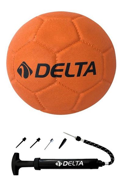 Delta Deluxe Rubber Size 1 Handball Ball + Ball Pump