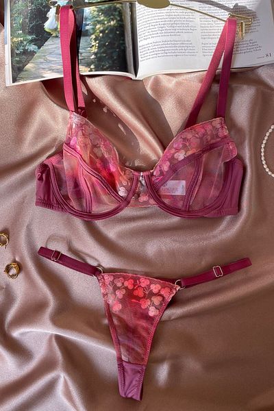 İntive Lingerie Σετ σουτιέν με στρινγκ με μοτίβο Gloria Plum/σκούρο μωβ Floral Underwire