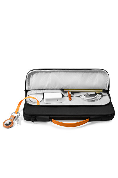 Tomtoc Defender A14 15,6 Inç Siyah Macbook Pro Kılıfı - A14E1D1