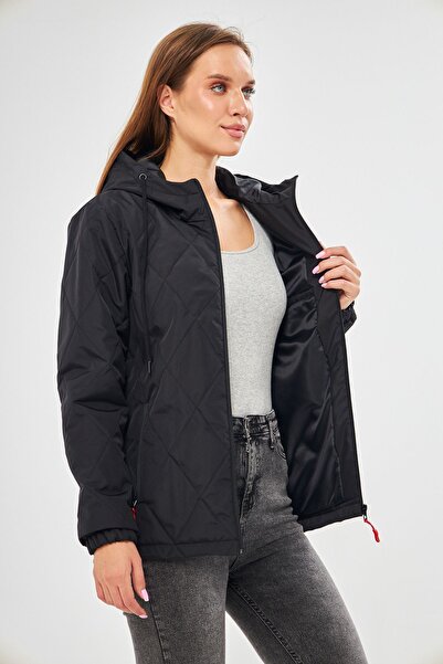 D1fference Kadın Siyah Kapüşonlu Içi Astarlı Rüzgar Geçirmez Kapitoneli Mont Dbkm-65