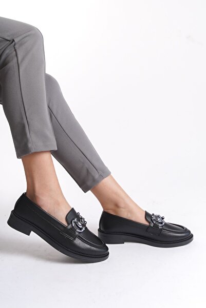 Limeo Ежедневни дамски обувки с черни кожени мокасини с метални детайли и ниска подметка