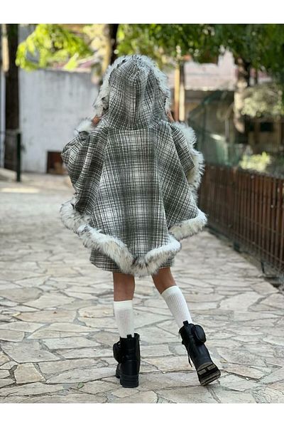 elfanto kıds Girl's Fur Detailed Hooded Cashmere Panco - Cashmere Skirt Set