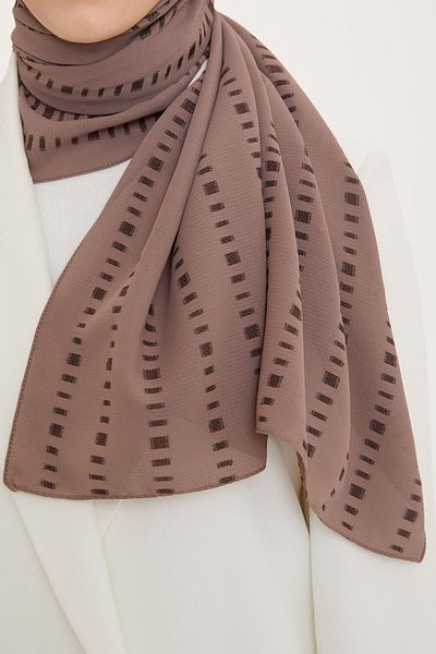 Armine Slash Detailed Flush Shawl Mink