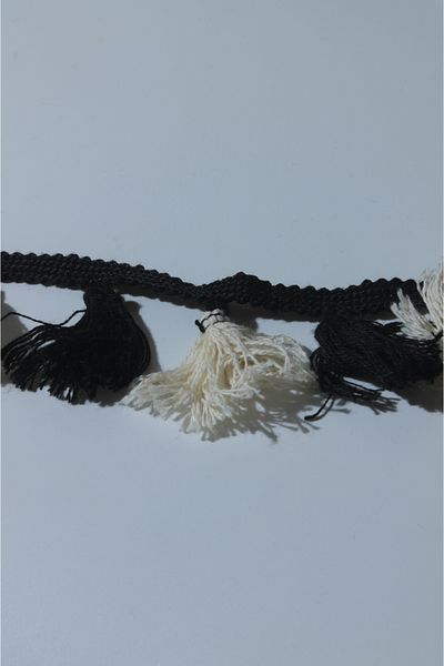 ÖZPAŞ TEKSTİL VE AKSESUAR 3 m Cream-Black 2-Color Tassel Strip