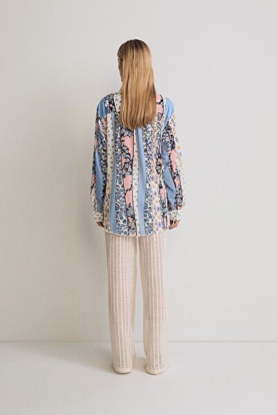 Pilea Oversize Shirt Made Of Pleated Fabric With A Floral Pattern İn Soft Colors