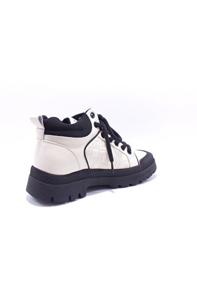 Guja 24k310-23 Kadın Bot  ( kalıbı 1 numara küçüktür )