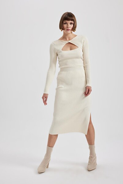 DeFacto Трикотажна спідниця міді приталена з розрізами B2098ax23wn