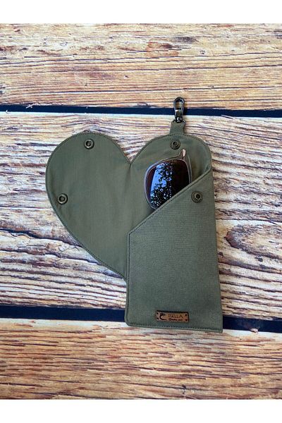 İsella Khaki Color Heart Glasses Case