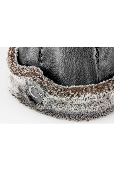 İhvan Ertugrul Börk Gray Hat - 2009