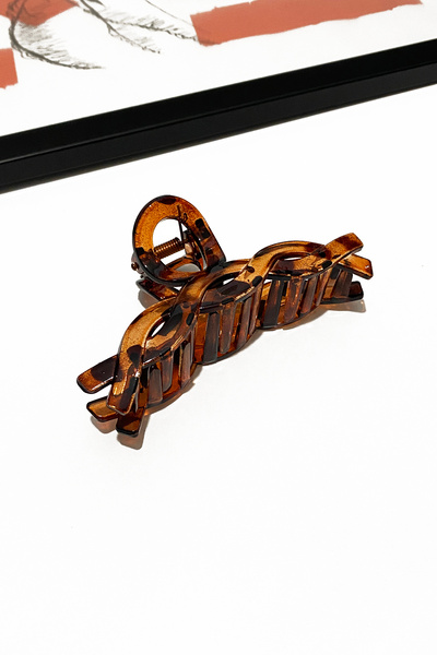 Brown Leopard Patterned Latch Buckle