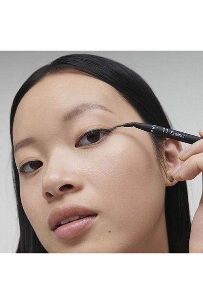 SEPHORA COLLECTION Number 11 Eyeliner Brush - Intuitive Application, Flawless Result
