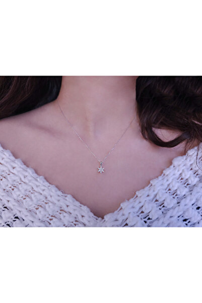 Sirius Pırlanta Kadın Pırlanta Çiğdem Çiçeği Kolye