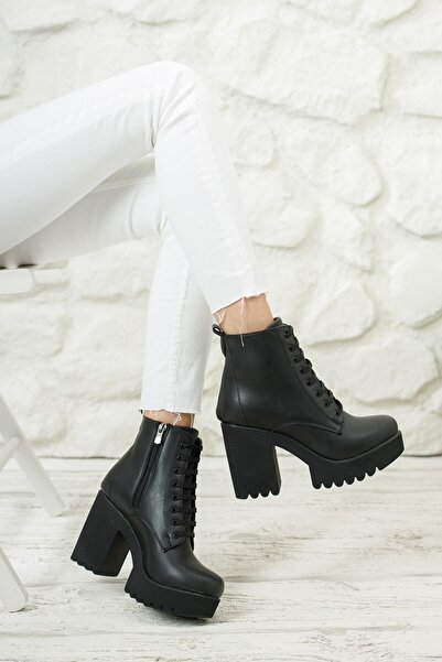 Saltopik Μαύρες δερμάτινες μπότες με βάση τρακτέρ